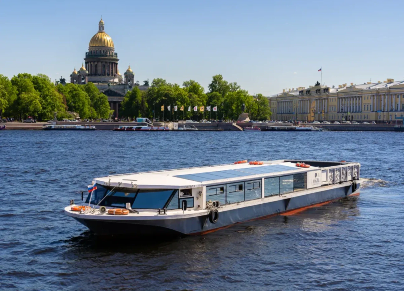 Теплоход «Альта»